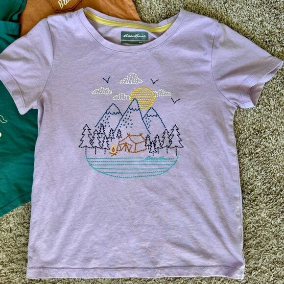 Girls’ 3-Pack Graphic Tees | Size Medium | Old Navy, Cat & Jack & Eddie Bauer - Picture 3 of 15